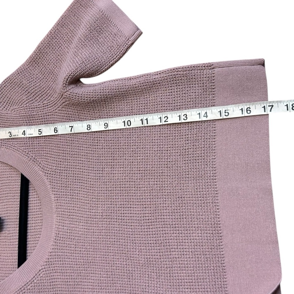 Club Monaco Women's Pink Short Sleeve Sweater-Size XS - Picture 9 of 9